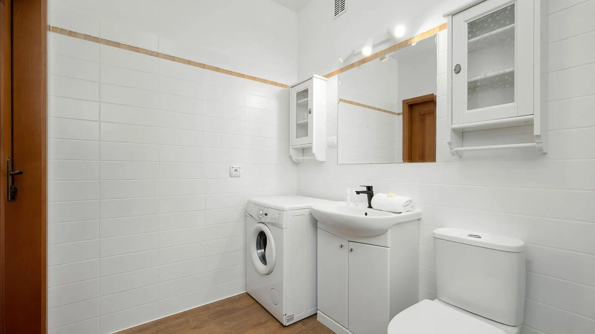 Family Apartment With Parking In The Centre By Noclegi Renters Σόποτ