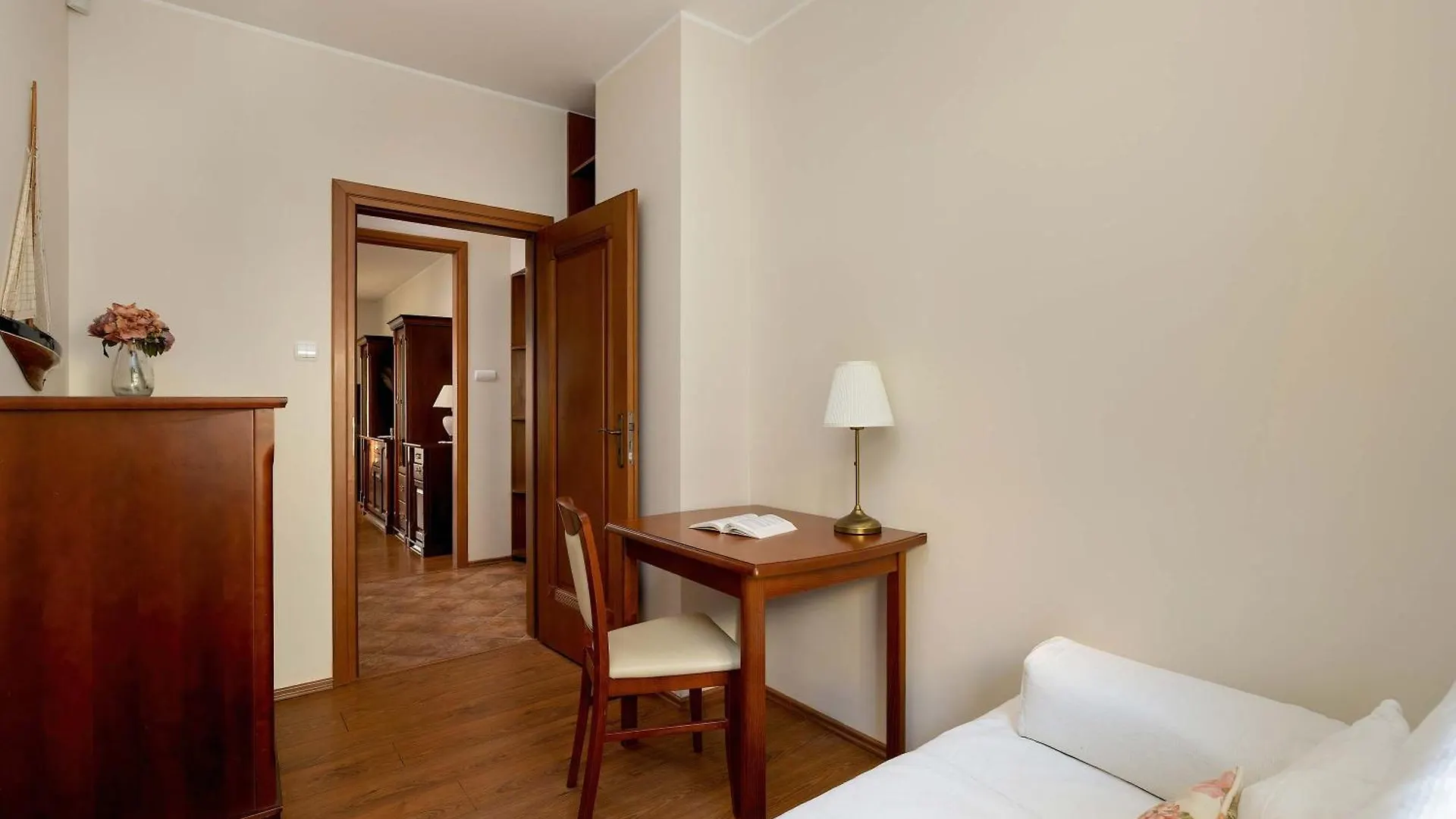Family Apartment With Parking In The Centre By Noclegi Renters Σόποτ